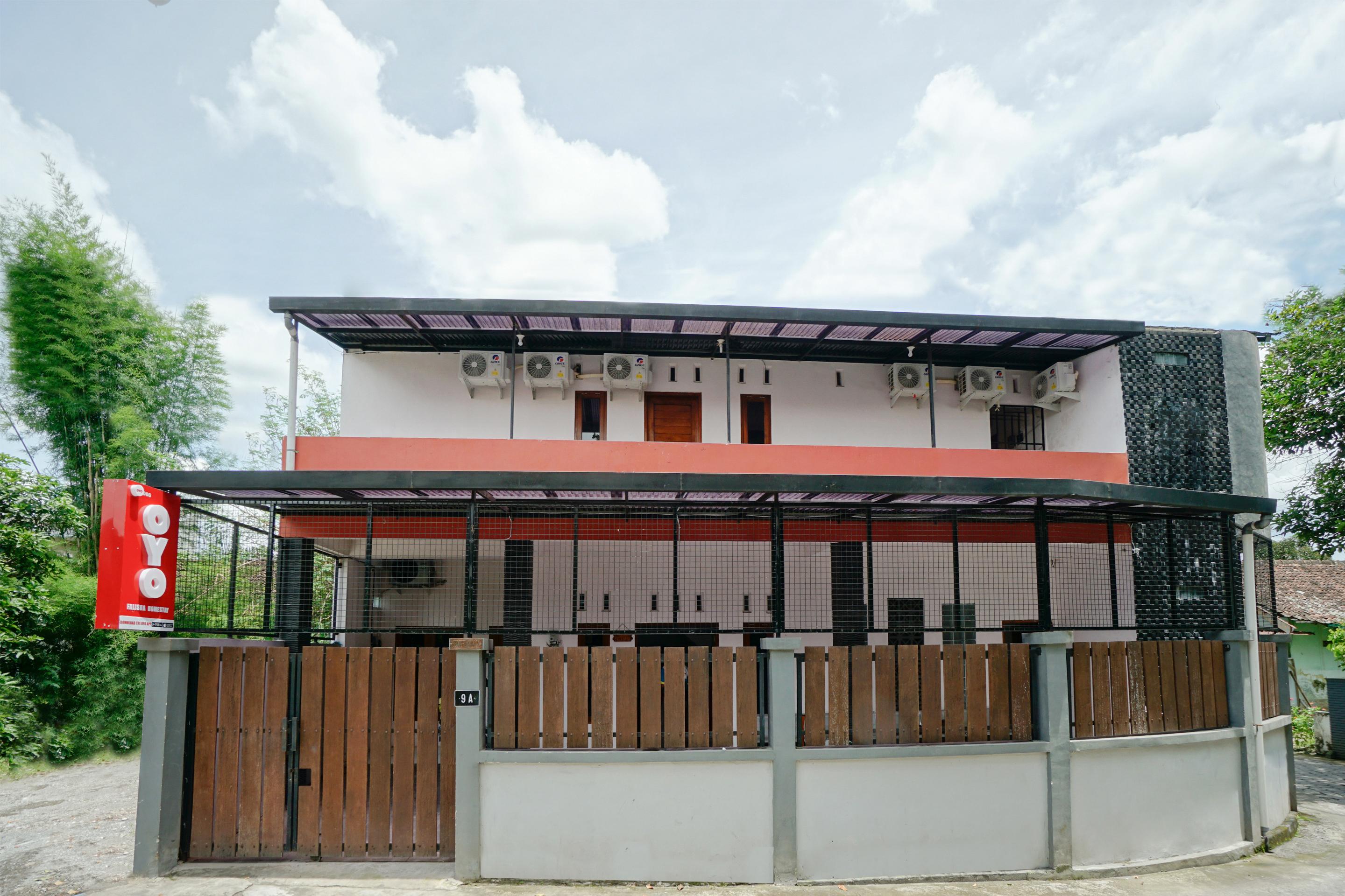 Reddoorz Syariah At Falisha Umy Ngabean Exterior photo